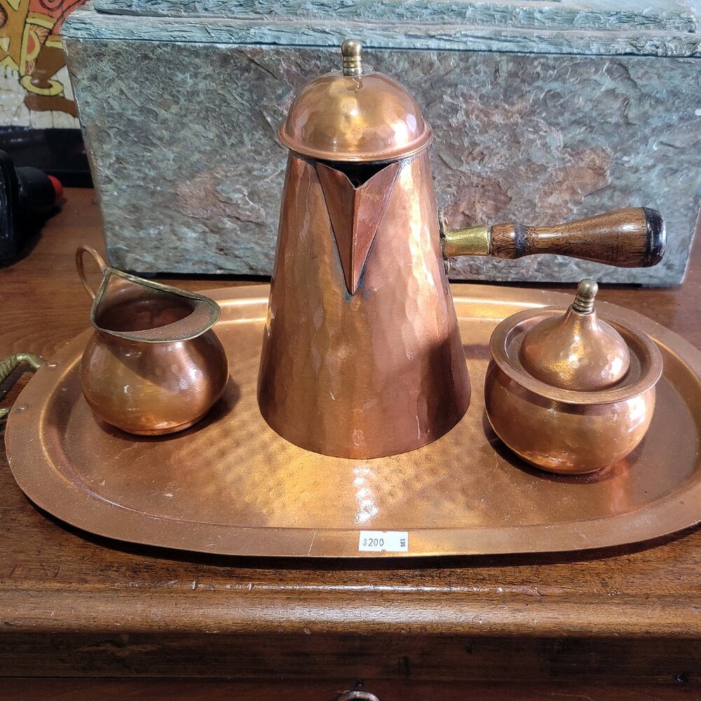 Vintage Hammered Copper Tea and Coffee Set w/Tray